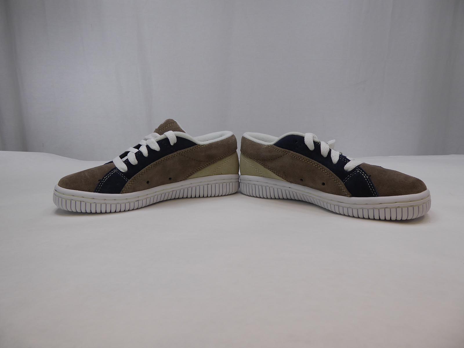 NOS AIRWALK 1 Vintage Skate Shoes Seattle Stock Size 5 FREE